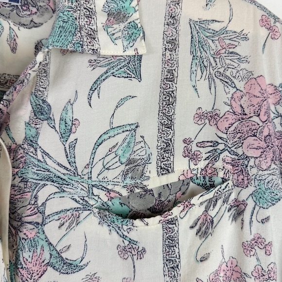 Diversity Sport Vintage Pastel Floral Blouse - Picture 5 of 9